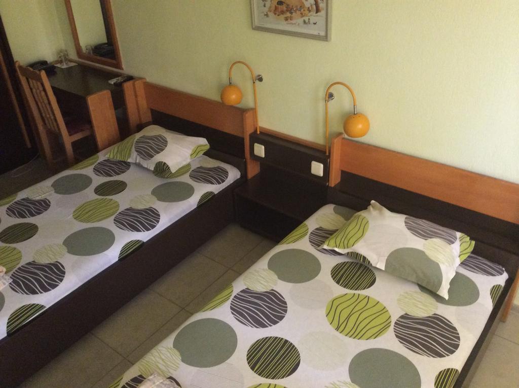 Hotel Balevurov Sandanski Cameră foto