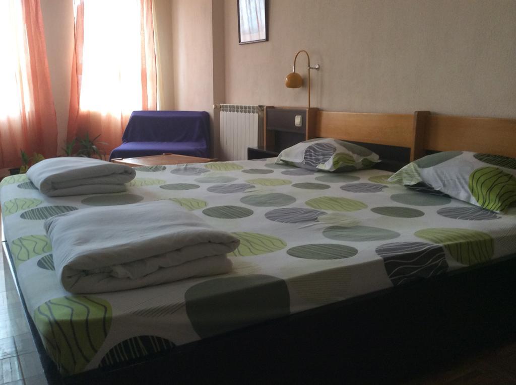 Hotel Balevurov Sandanski Cameră foto